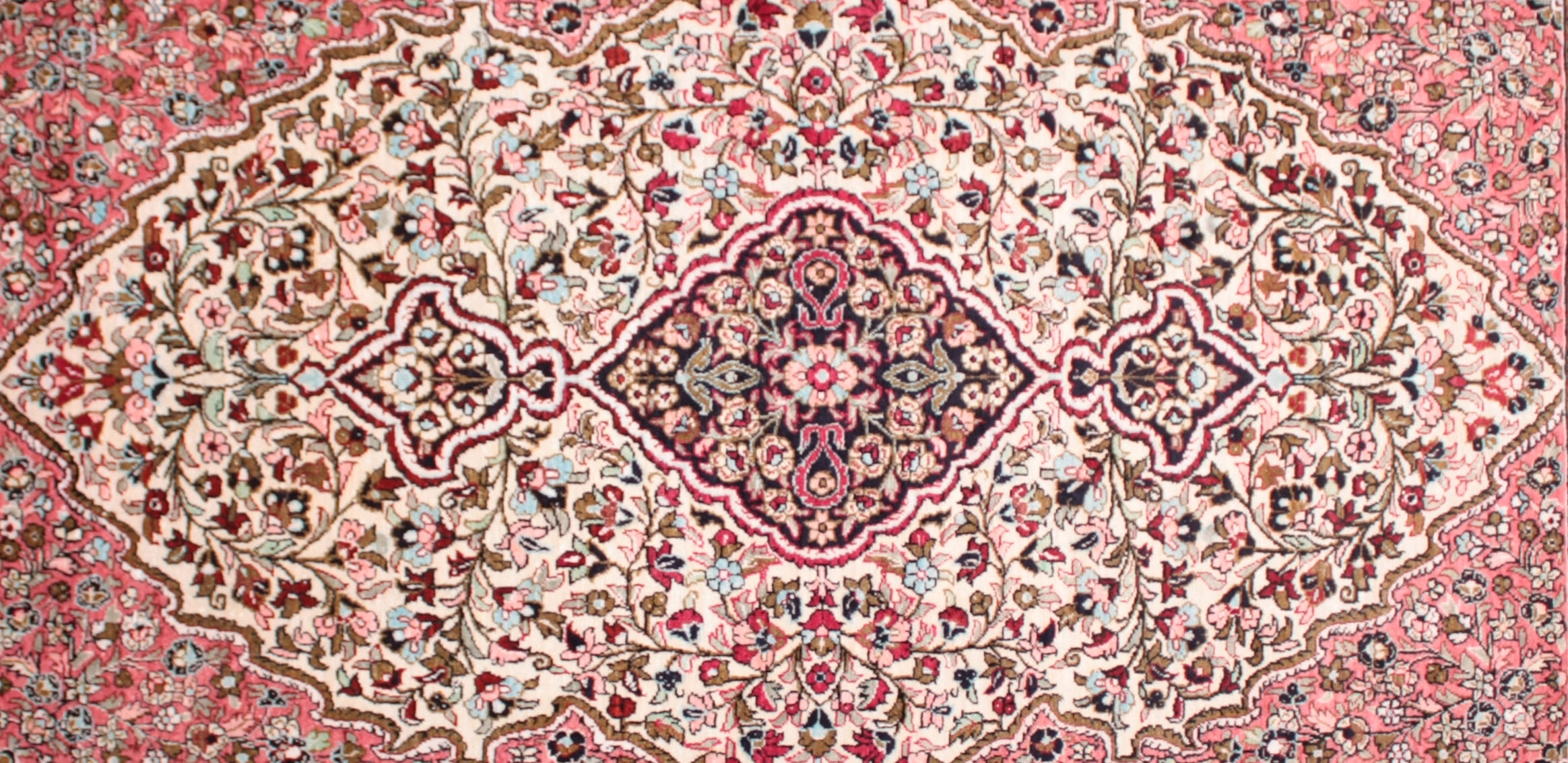100-001330 Qum Silk-cut